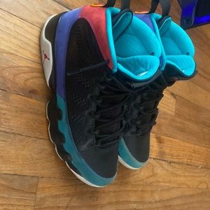 Jordan 9’s size 9.5